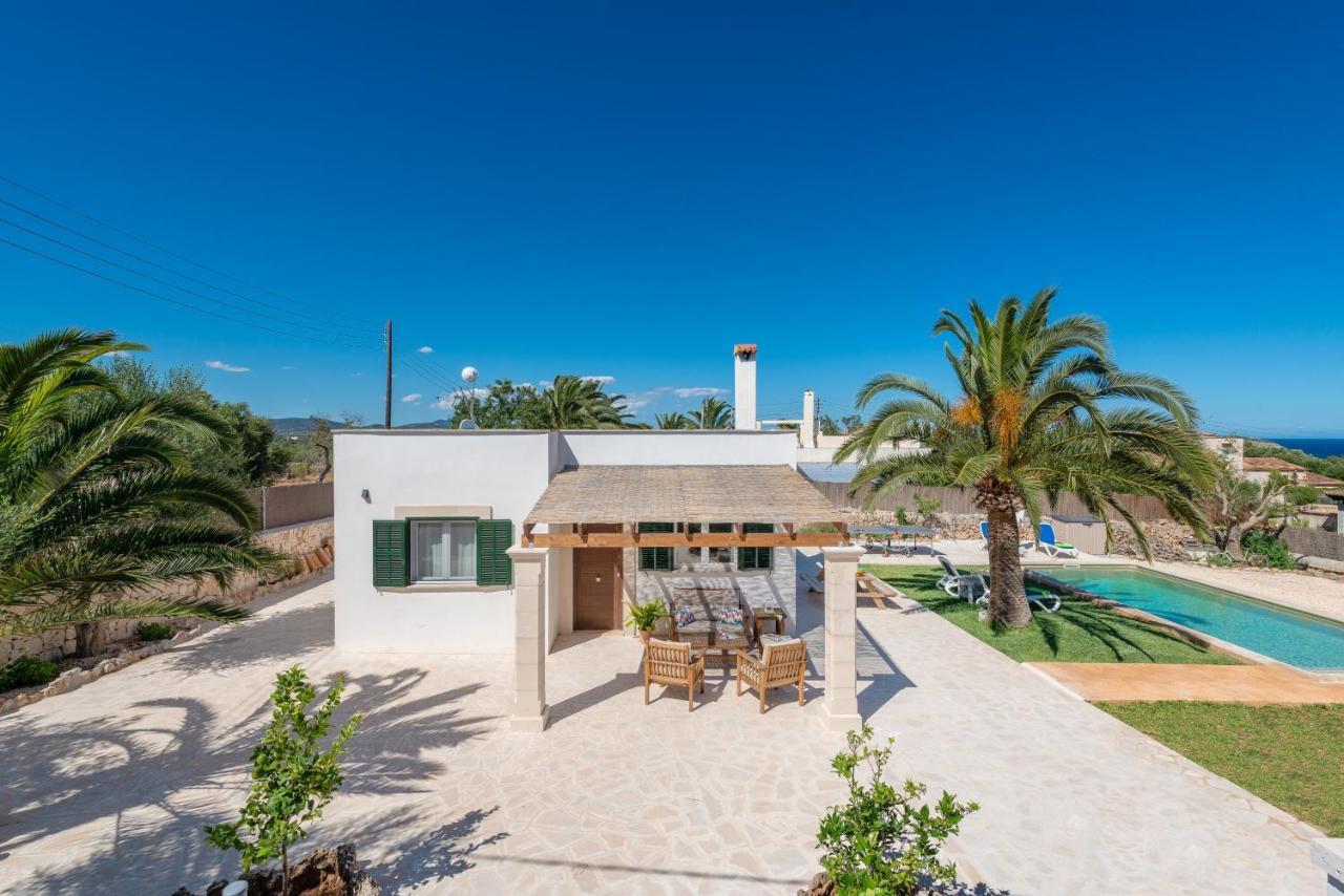 Las Estrellas Villa Cala Llombards Exterior photo