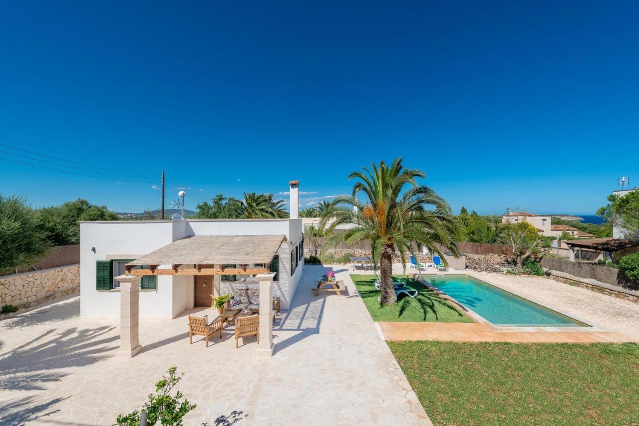 Las Estrellas Villa Cala Llombards Exterior photo